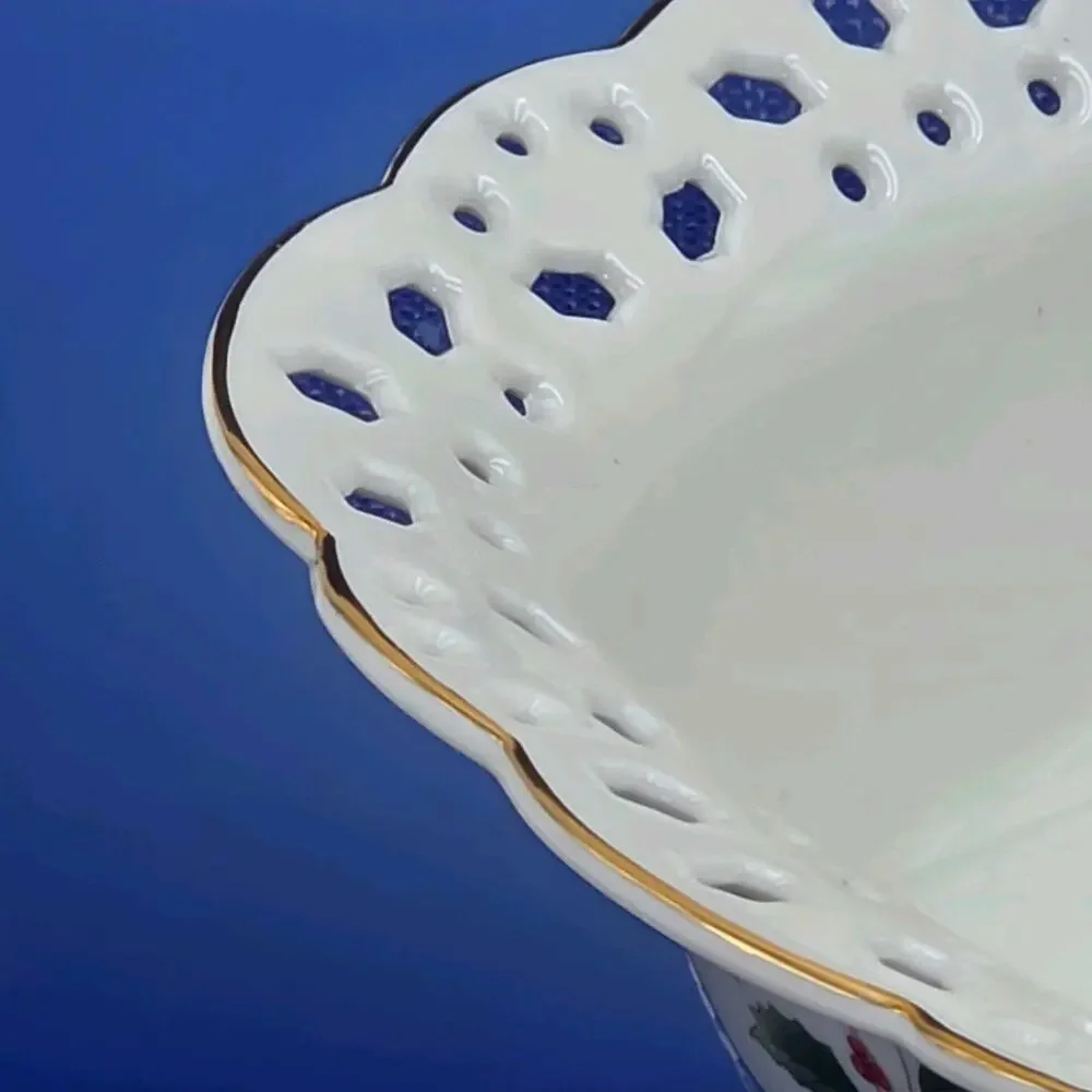 Royal Limited Holly Holiday Pierced Bowl 7